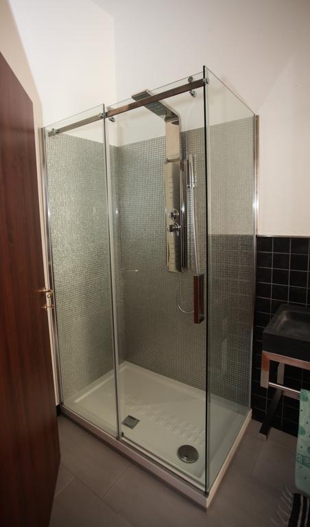 Luna Bianca Bed & Breakfast Rozzano Room photo