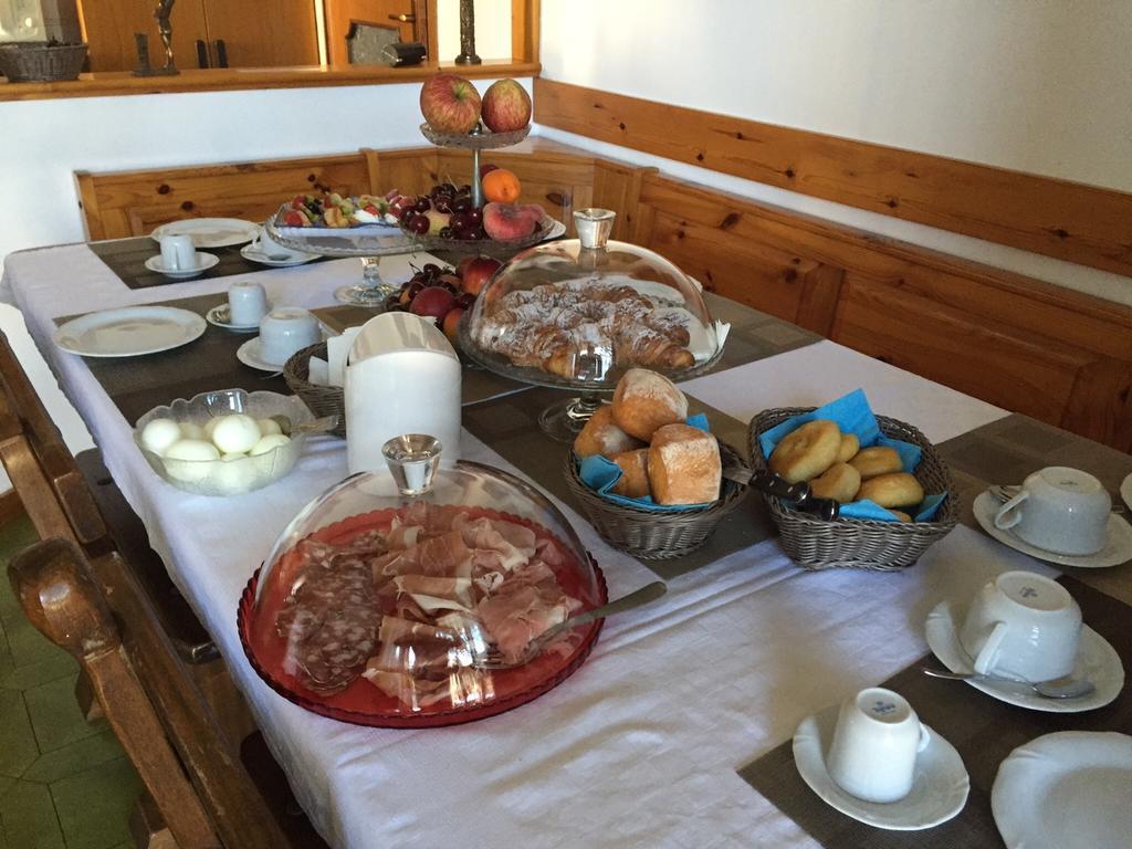 Luna Bianca Bed & Breakfast Rozzano Exterior photo